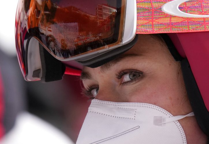 Shiffrin set for Olympic slalom after quick exit in 1st race